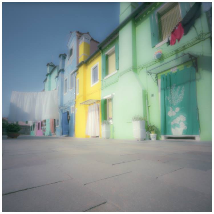 La dolce vita italienne pour rêver et se laisser bercer, avec une série de photos de Burano, par Marc Tassel, douceur&nbsp;assurée…