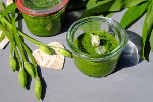 pesto-2228763_1920